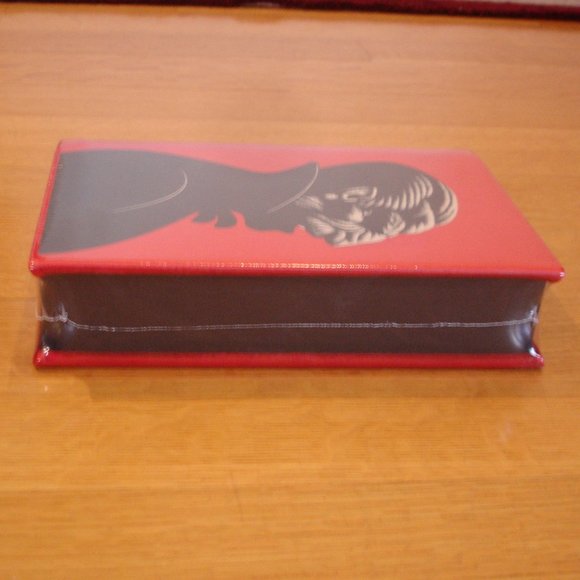 DRACULA: TRANSYLVANIA LIMITED EDITION Bram Stoker - Picture 3 of 16